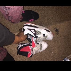 Jordan Lava 4 NEED GONE TODAY